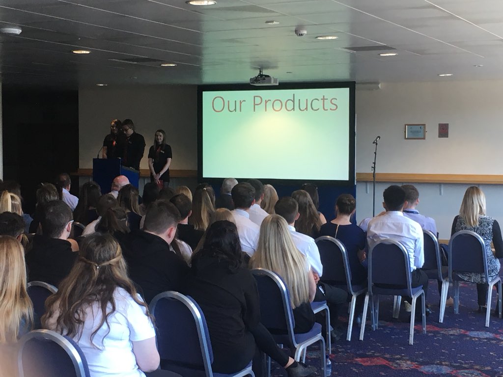 YESDumgal tweet media