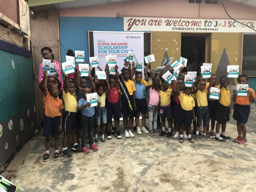 CeeOgbonnaya's tweet photo. Itโs a wrap!
Last presentation for the day&the energy from these kids was amazing!
Get onboard the Diamond School Fees Savers Scholarship Offer train today! We just might be in your neck of the woods next๐๐
#DiamondSchoolFeesSavers
#DiamondFuture
#DiamondCoolTeens https://t.co/LjOnTVA2gO