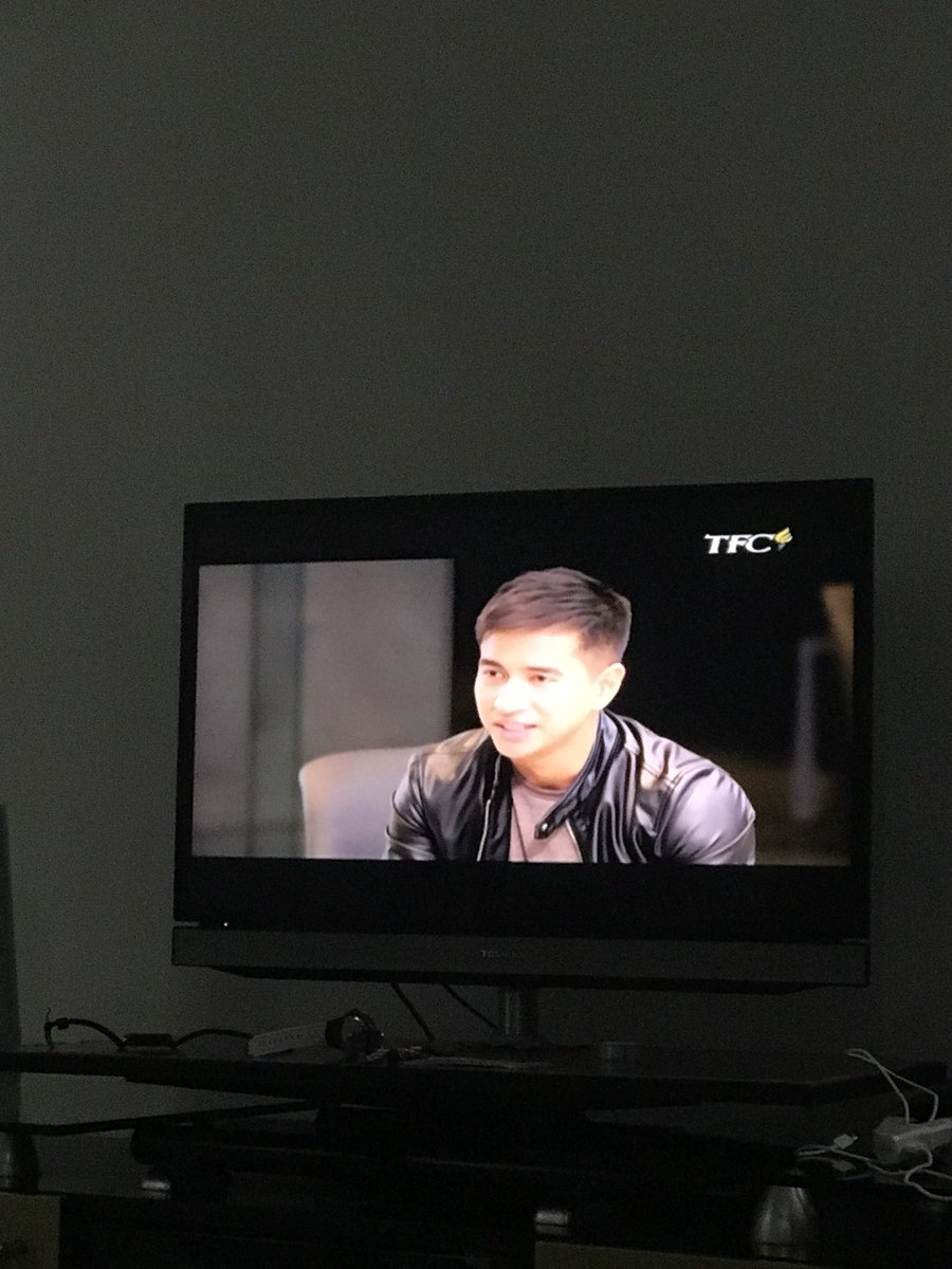 InhinyerangM's tweet photo. Weewww...Grabe sa ganda @barbieeimperial kahit ngayon pa lang kami nanunuod ng #ArawGabiProtection Ang gagaling nyo talaga lahat @rkbagatsing.. And the “I care for you” ni Sir Adrian @1migueldeguzman..Umaapaw sa kilig 😍😍😍 Napapasigaw kami dito kahit puro young at hearts kami https://t.co/70bqDWAgE0