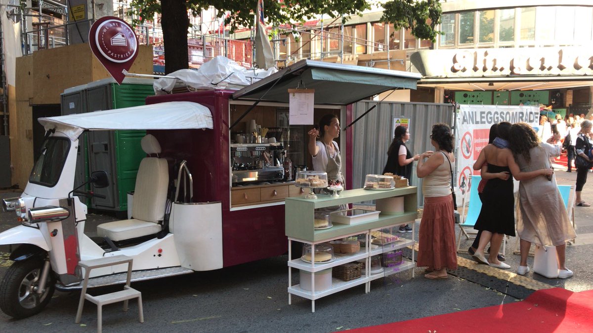 sweet_oslo's tweet photo. Follow us!!  Come and enjoy ours Cakes and coffee in the Oslo PIX Film Festival ... https://t.co/IYEMJFzSvK