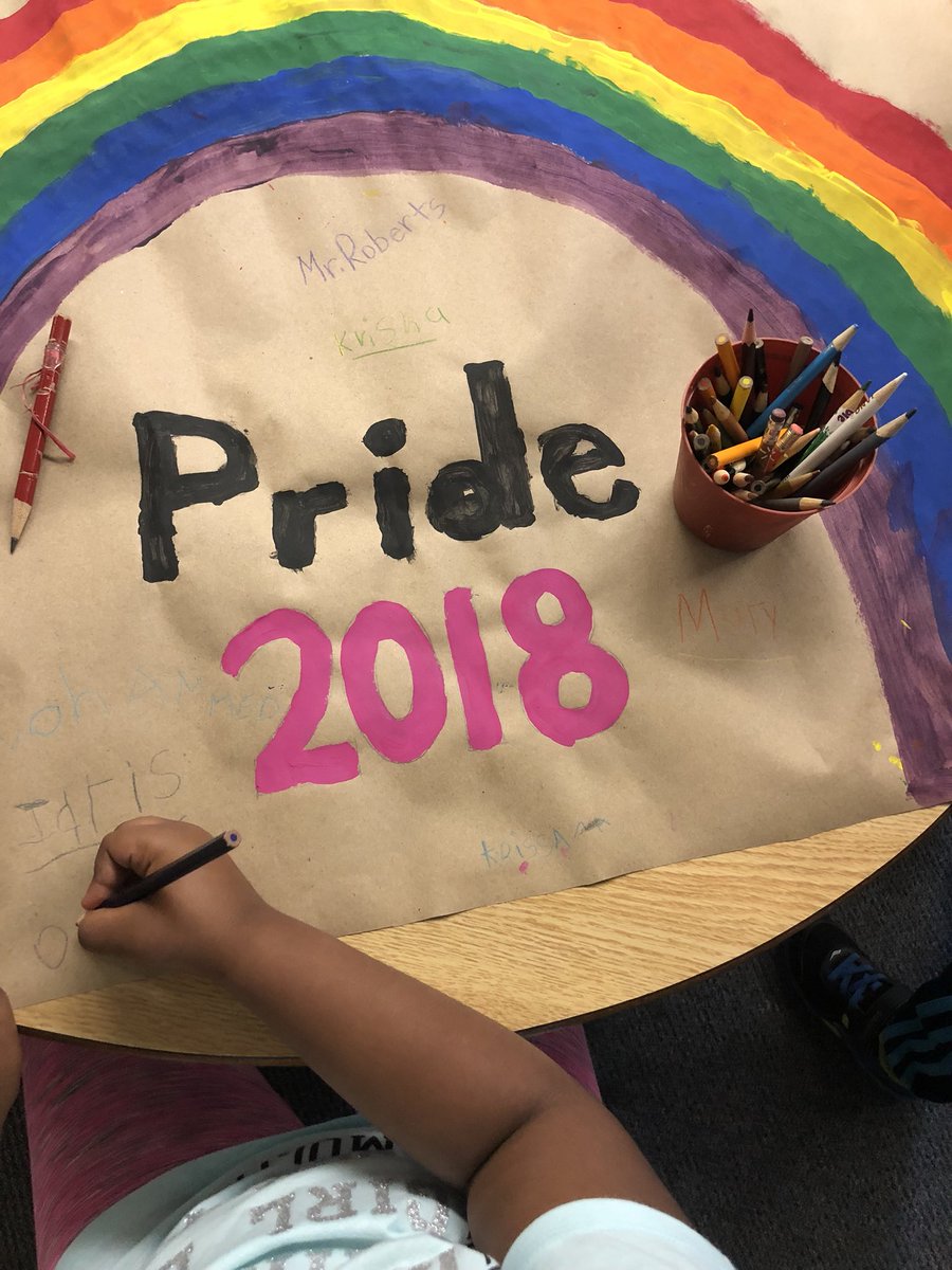Mr_JayRoberts's tweet photo. Kinders sign in #PrideMonth2018. @EarlyYearsTDSB @ASPS_TDSB @LC3_TDSB @tdsb https://t.co/87KBH0Icdp