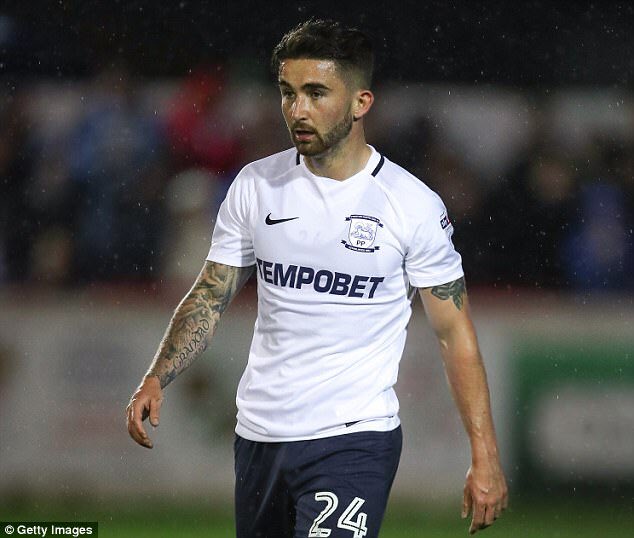 ChatChamp's tweet photo. Sean Maguire has signed a new three-year contract at Preston. #pnefc (skysports) https://t.co/gcpCK978XN