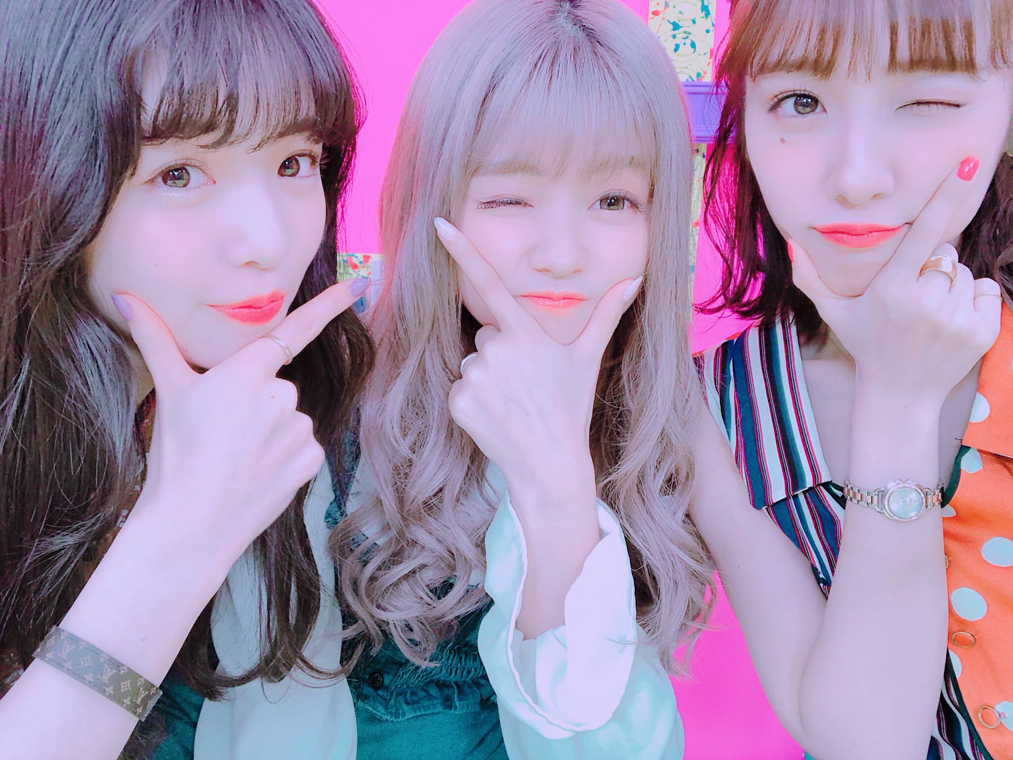 う め 真悠ちゃんの前髪可愛いし なちょすのウインク可愛いし まえのんのウインクも可愛い 横田真悠 なちょす 前田希美 T Co 3aigd817jz Twitter
