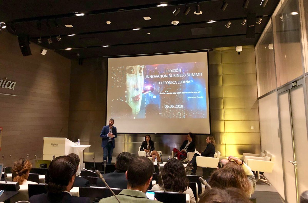 visualNACert's tweet photo. Hoy hemos participado en la I Edición de Innovation Business Summit presentando las soluciones más innovadores de @Telefonica. #visualgreen #digitalizacion https://t.co/rYJu5Puyvu