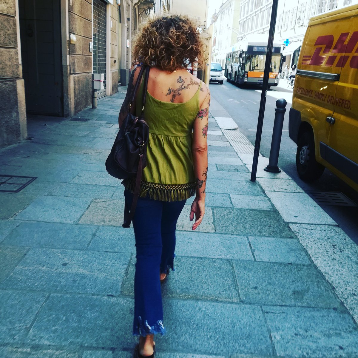francesca335's tweet photo. Andiamo.... 🚶🚶 https://t.co/rLGbAHmQFt