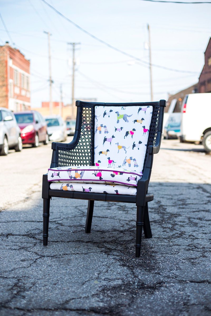 VntgHome's tweet photo. This piece had some great bones, but needed a little love. Check out the chic Before &amp; After! #upcycle #vintage #LiveBeautifully https://t.co/eyqmS27O5r