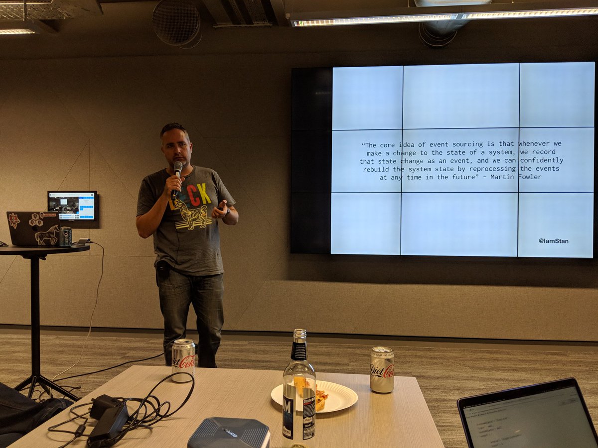 misfitiz3n's tweet image. Event sourcing in plain non English with @IamStan in #serverlessmeetup