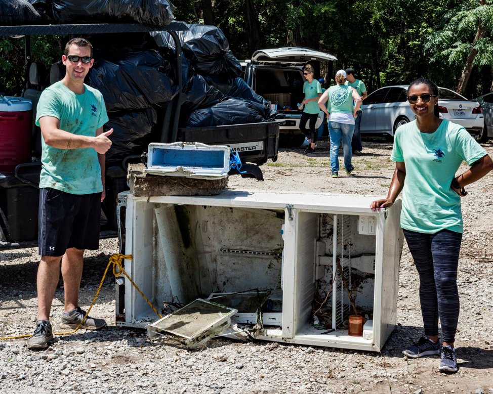 rivernetwork's tweet image. We are so proud of the results from nearly a decade of river, stream, and lake clean-ups. River Network and our member groups have helped remove almost 1 million pounds of trash! #WorldEnvironmentDay ow.ly/OgrL30knfN6