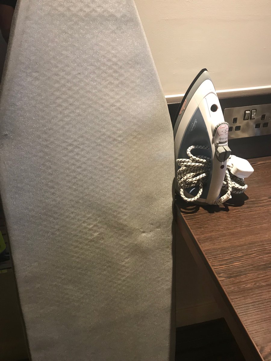 Single lady staying on business- definitely a #piwow for me to have an iron and board waiting in my room #knowyourguest  <a href="/SolusWestMids/">Solus West Midlands</a> <a href="/thebirdlane/">Natasha Lane</a> <a href="/SDEBDD/">simon ewins</a>