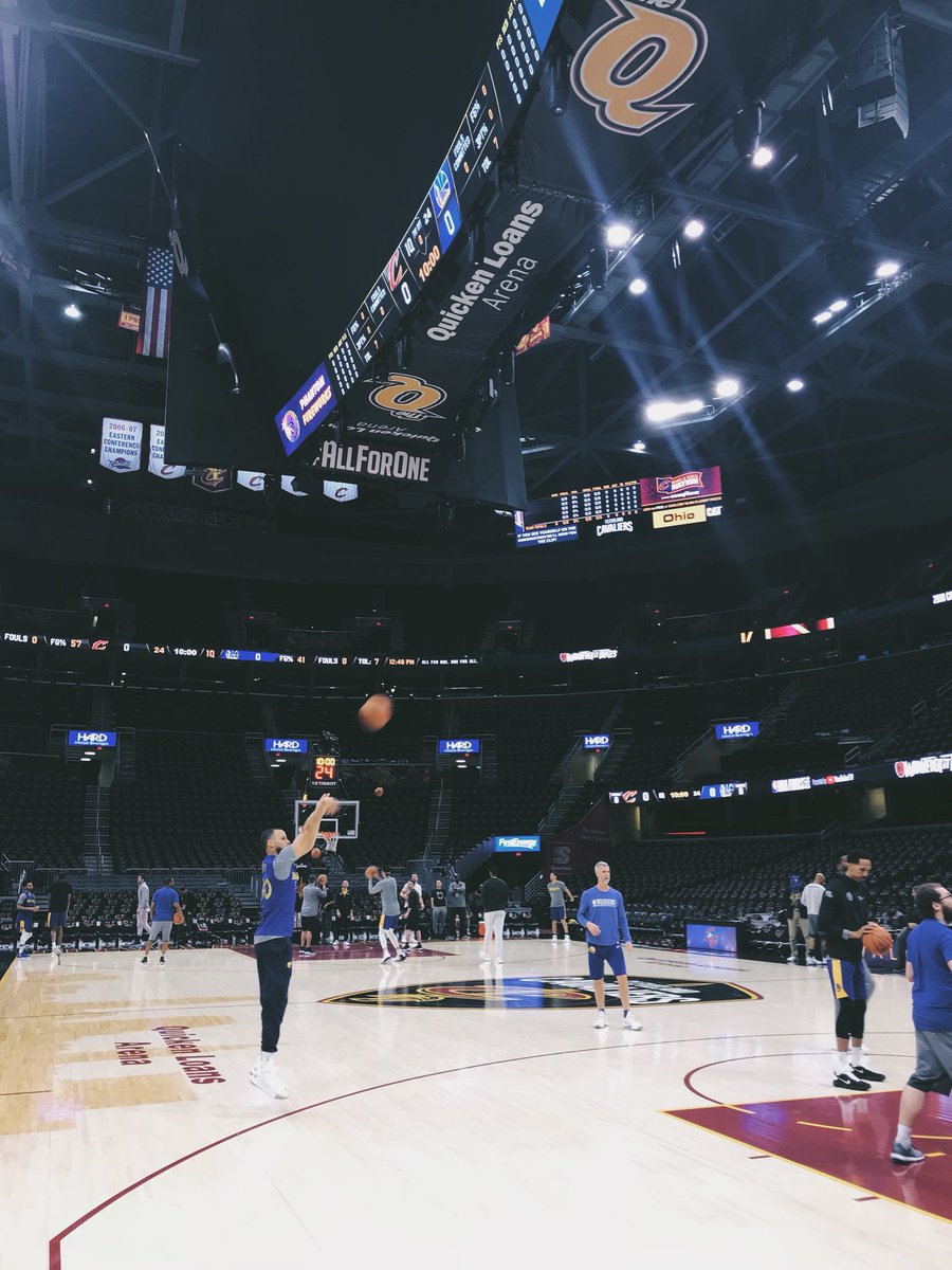 warriors's tweet photo. Work 💪🏽 #NBAFinals https://t.co/DrtxxrZul8