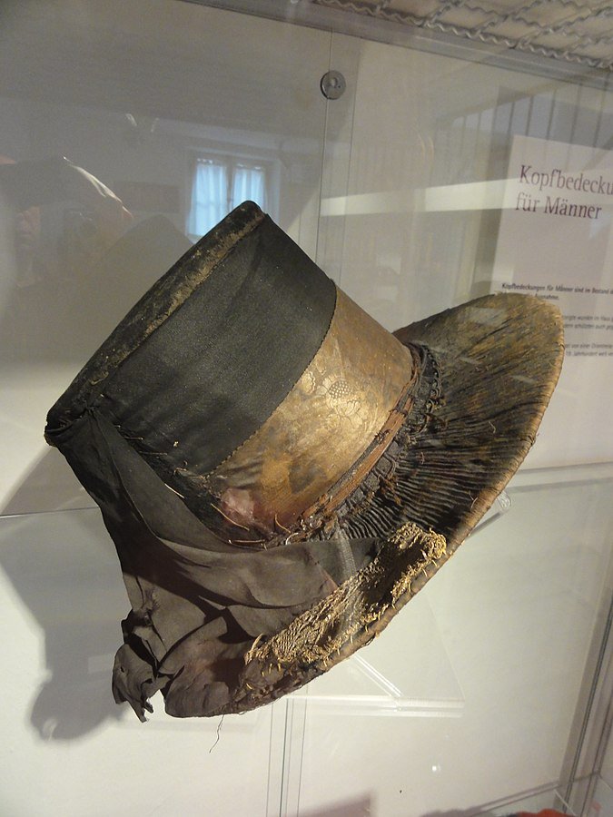 HatsDodo's tweet photo. Want a hat like this?
It has a vintage touch and makes you feel chic!
Make yours now! https://t.co/i4nXlS7g8y
#dodohats

By User:Mattes [CC BY-SA 2.0 (https://t.co/xtU9EJFT7Q)], from Wikimedia Commons https://t.co/ZfWaXv1AWC