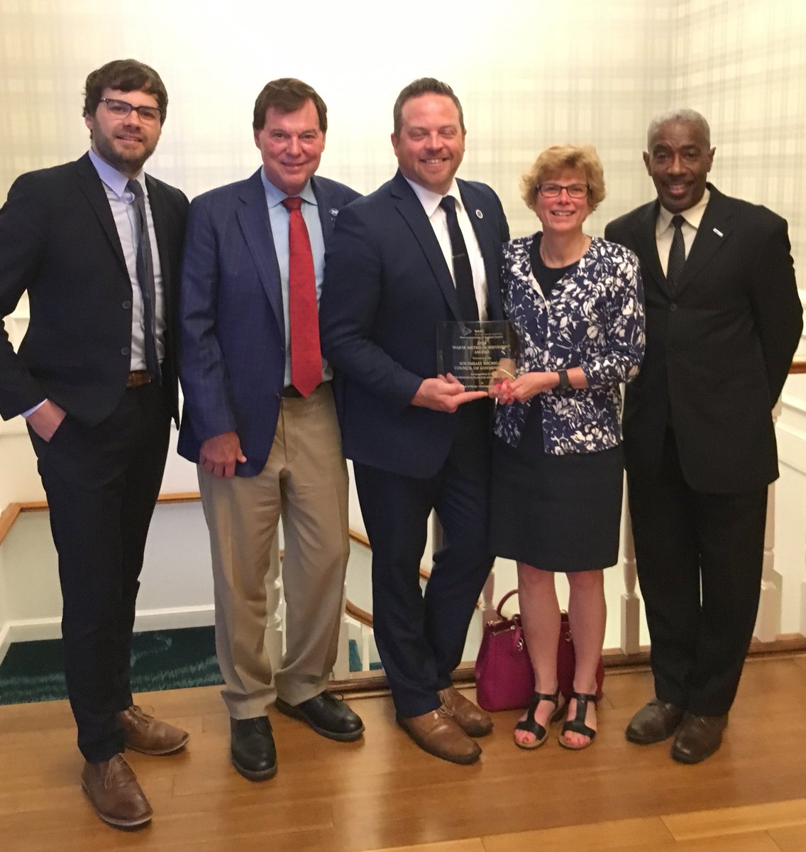 RobertJCannon's tweet photo. Congrats to @SEMCOG winning Major Metro Achievement Award from @NARCregions! @sterlingheights @MariaZardis @mark_vanderpool @AdvancingMacomb https://t.co/jTb8z2T8PC
