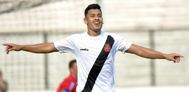 AtleticoParan11's tweet photo. O Homem gol chegou! 

Andrés Rios é o novo reforço do Atlético PR. https://t.co/teMFCHSe4g