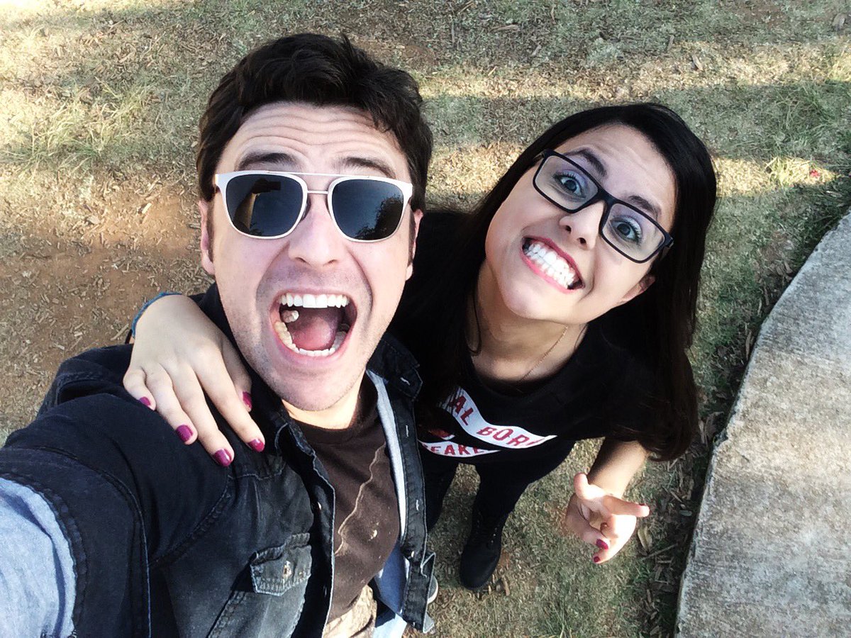 principegorski's tweet photo. Cristóvão Valdez me deu esse presentão chamado Guilherme Gorski e eu só sei ser grata por esse personagem ter sido o primeiro de muitos que eu vou acompanhar, seja na TV ou fora dela, continuarei firme aqui ✨♥️
#RememberCDA #ObrigadoCDA #CarinhaDeAnjoFinal https://t.co/iZuLVbKifp