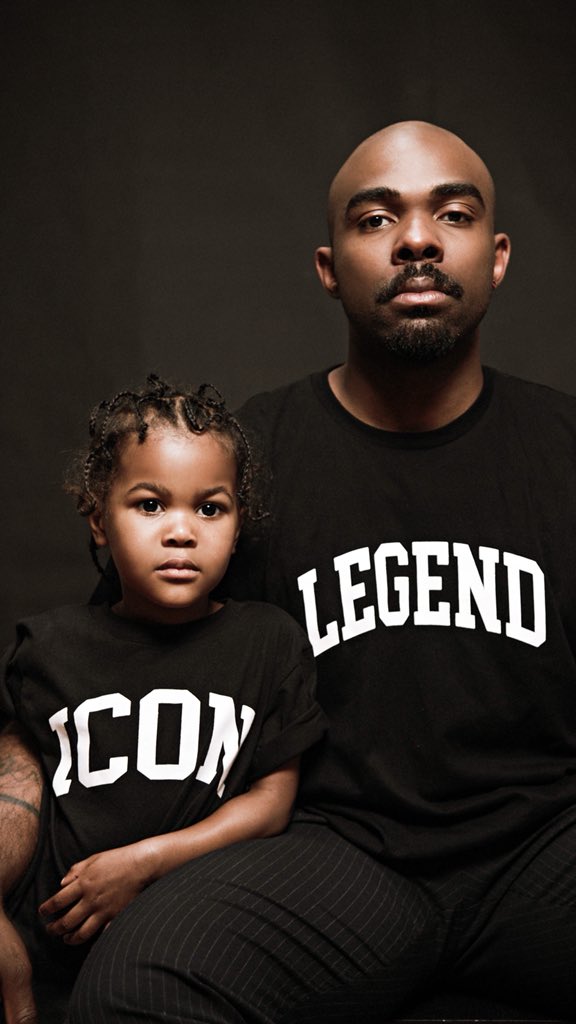 jovan_oconnor's tweet photo. The Black Family 🖤👑 Shop PowerTees by @jovan_oconnor 
#queen #legend #icon #genius #blacklove #blackandslaying #blackisbeautiful #blackfamily #black #blackqueen #blackbeauty #blackcouples #blackstyle #blackmothers #blackfathers #melanin #melaninmagic #melaninqueen #afrobabies https://t.co/VV5Q9MMG5d