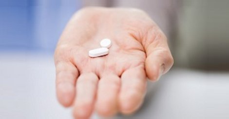 ACPIMPhysicians's tweet image. H2 blockers prevented clinically important #GIbleeding better than #PPIs in ICU patients. Read more in latest ACP Hospitalist Weekly bit.ly/6qiI6t.