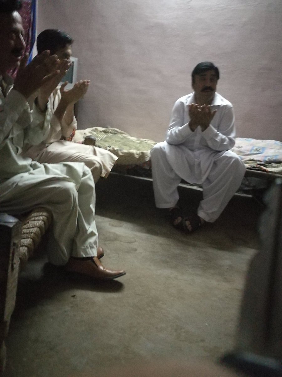 Hidayat03219070's tweet photo. Organizer kpk @PJDPofficial @Hidayat03219070 Advocate anchor and analyst, Condolences on the father death of Advocate Peshawar in Peshawar kpk . https://t.co/RRdz0F6xcM