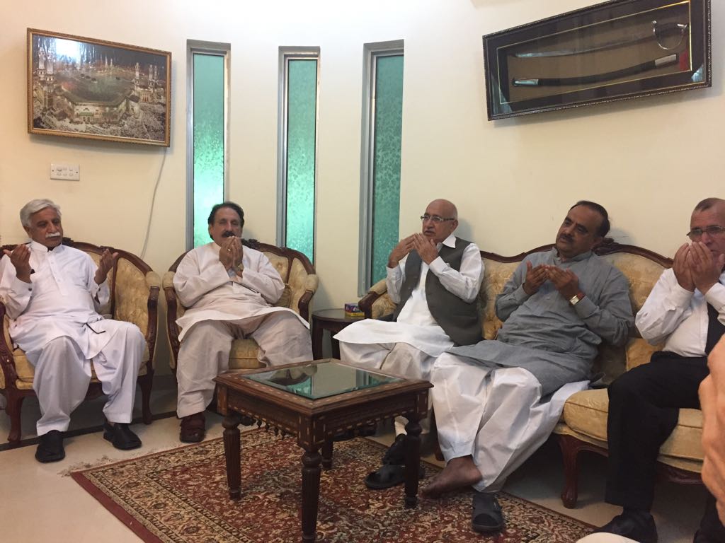 Hidayat03219070's tweet photo. President @PJDPofficial former chief justice and focal person  @ShAhsanasc condolence on the death of men and women in road accidents  in Pakistan . https://t.co/oyy5m3z0pV