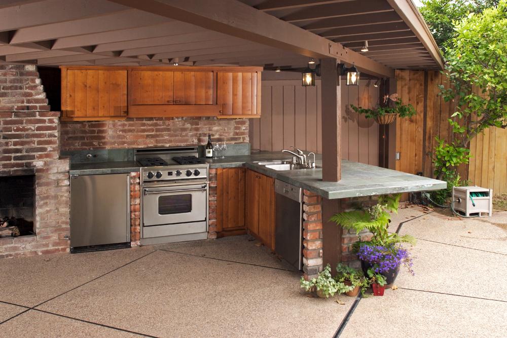 What’s better than firing up the grill for a backyard barbecue? How about serving up your guests from your fully functional outdoor kitchen? Visit our website to learn more.
superiorpoolandpatio.com/patio/outdoor-…