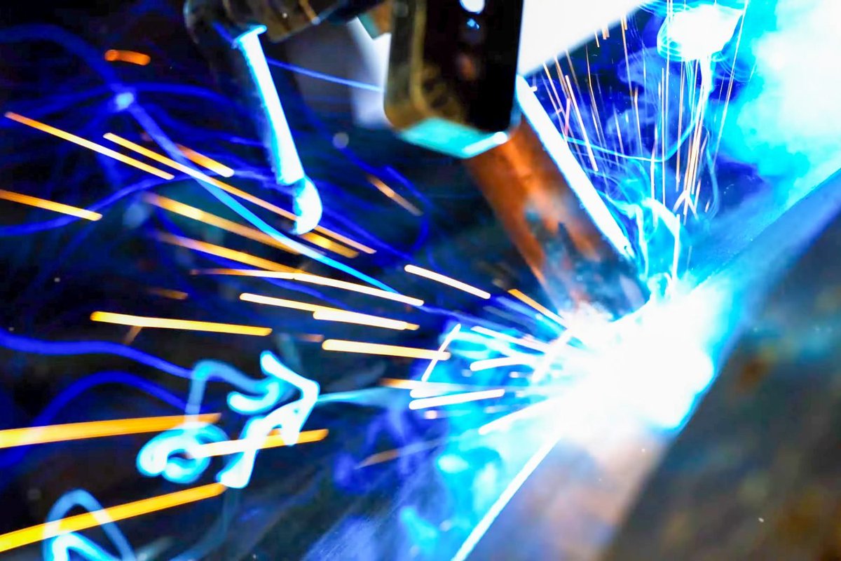 CoinDesk's tweet image. JUST IN – Secret ASICs for the People: Obelisk Reveals Plan to Fight Big Miners bit.ly/2Jqf6Kw