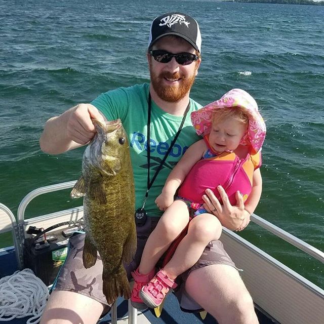 huntfishplan's tweet photo. Right now is a great time to catch large smallmouth! But not everybody is a fan.
.
.
.
#huntfishplan #mnfishing #fishmn #mnoutdoors #smallmouthbass #smallmouth #catchpicturerelease #bass #bassfishing #bassnation #largemouthbass #bucketmouth #largemouthbassfishing #catchandrelease https://t.co/QFgyq9l6us