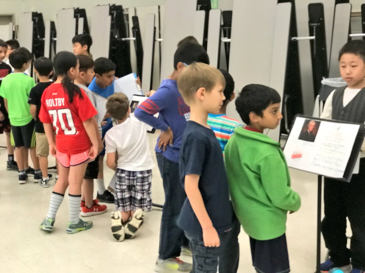 Cains_Crew's tweet image. Our 3rd graders loved getting to visit our 4th grade wax museum and get a preview of what is in store for them next year!! @WSESfox #WillowPride #3rdgraders #FCPS