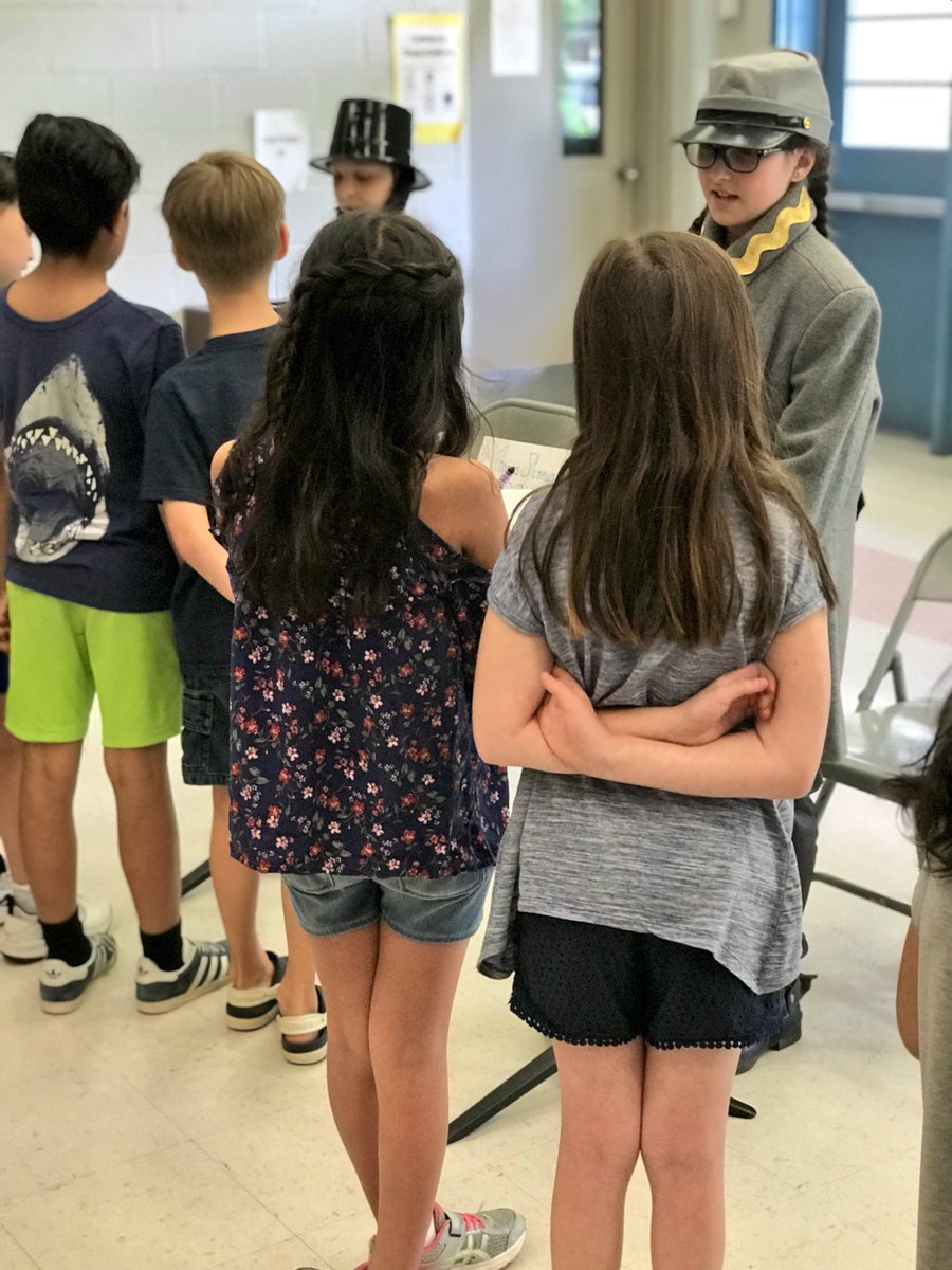 Cains_Crew's tweet image. Our 3rd graders loved getting to visit our 4th grade wax museum and get a preview of what is in store for them next year!! @WSESfox #WillowPride #3rdgraders #FCPS