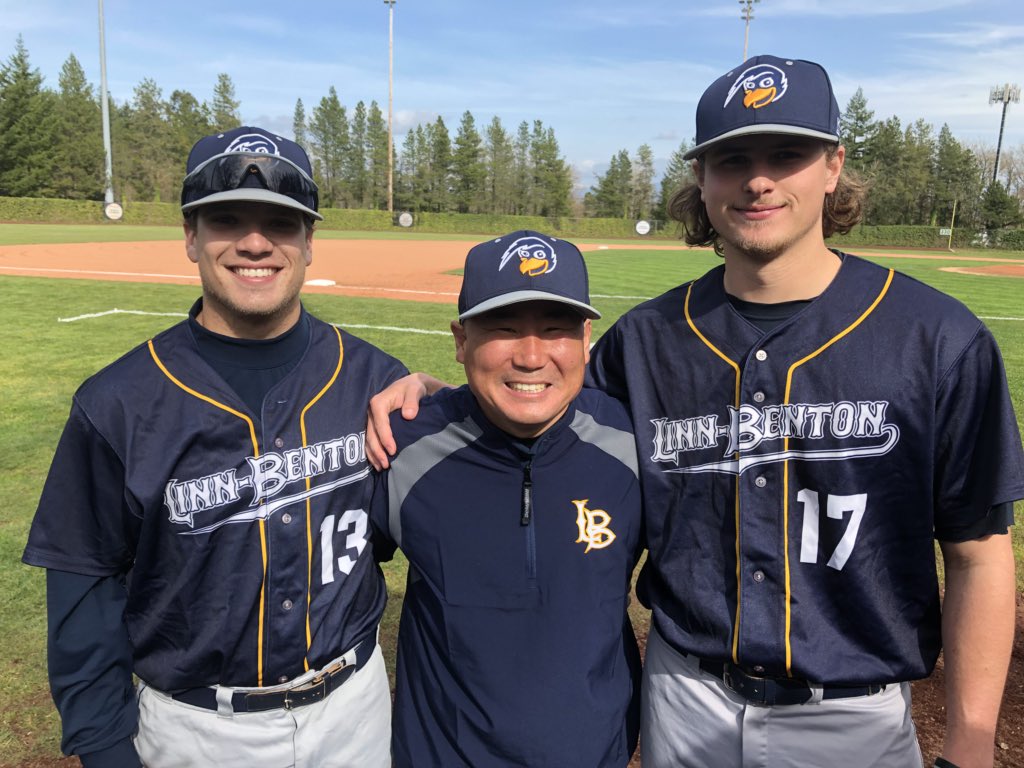 Our current catcher, Cole Hamilton of <a href="/LB_BASEBALL14/">Linn-Benton Baseball</a>, just got drafted by the Washington <a href="/Nationals/">Washington Nationals</a>. Congrats, Hammy (pictured, left). #GoBeaks #SummerKnights