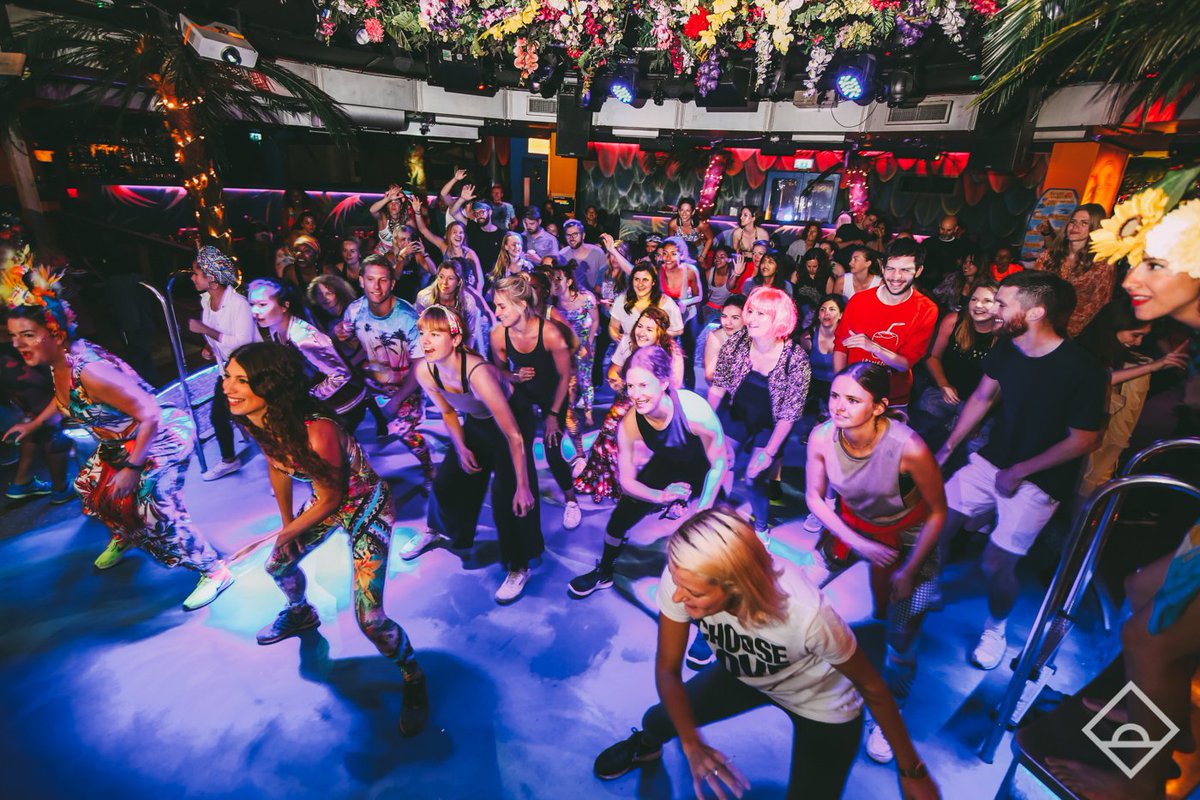 AJKnight11's tweet photo. @TropicanaLDN hosted @dybrkr yesterday morning. Unbelievable to see so many people enjoying yoga and carnival vibes before 8am! Great event from @MaxwellsGroup Events Team. https://t.co/YBNIKeF958
