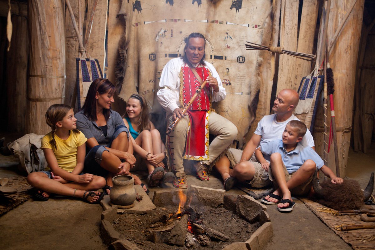 NorthDakota's tweet image. Final A: Thanks for taking time to check out the Great American West. If you need any help with your #NDLegendary #NorthDakota plans, please reach out anytime. Fred, our Global Marketing Manager, is ready to help ow.ly/l5Qu30kma9u #RealAmericaChat