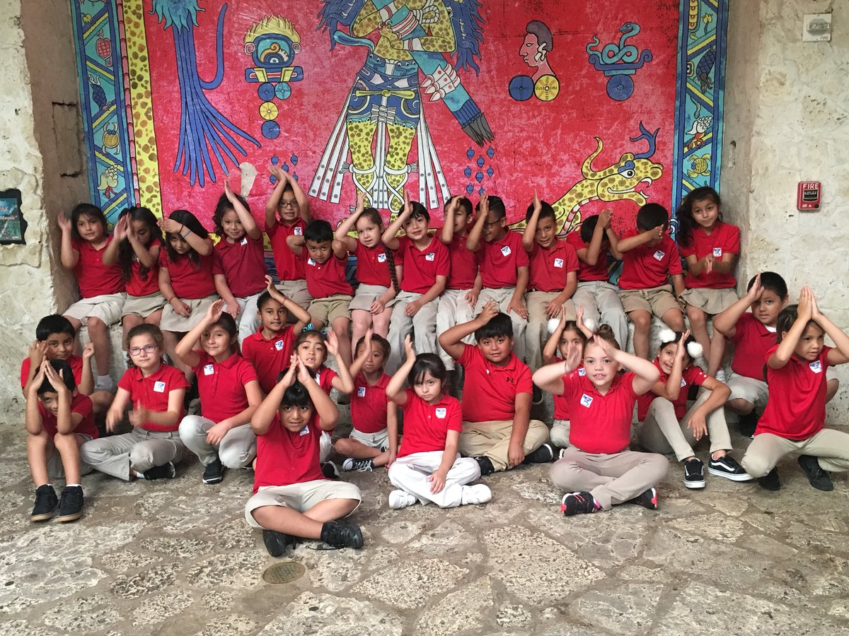 inroom116's tweet photo. Yesterday’s field trip to the @worldaquarium was super fun! #msoctx https://t.co/EePyt3RKBg