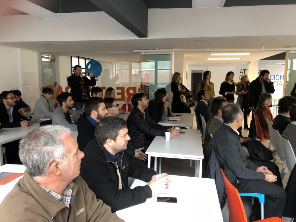 marlerner's tweet image. @ATICMAmdp  y @UFASTA  lanzando programa #SOMOSTIC para despertar vocaciones en chicos de entre 14  y 18 años.  Una gran iniciativa pensando en el presente y el futuro de MDQ. Felicitaciones!!!!