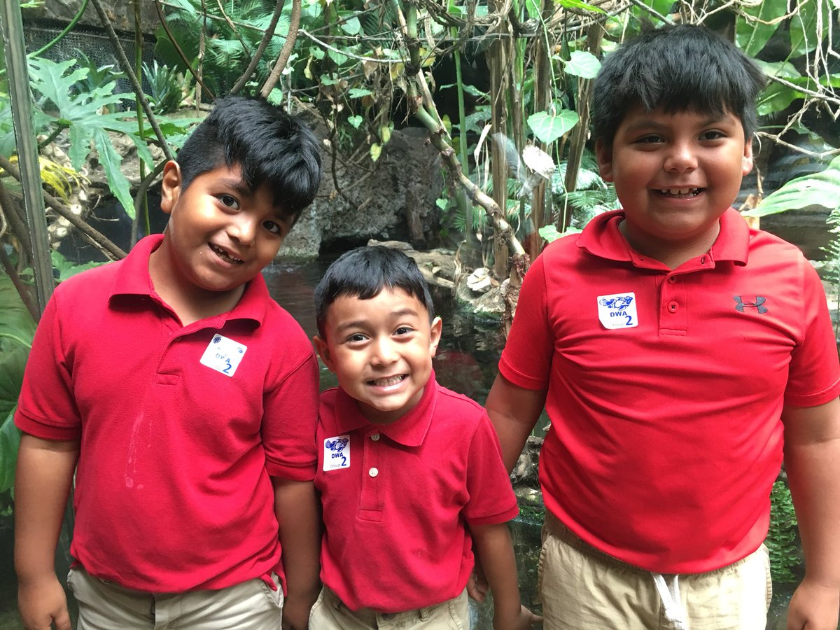 inroom116's tweet photo. Yesterday’s field trip to the @worldaquarium was so much fun! #msoctx https://t.co/neWyycNqsj