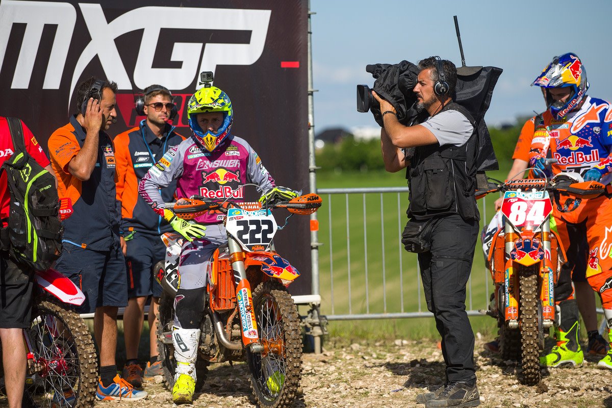 #Motorex steps on the podium again after the 9th round of @MXGP at Matterley Basin after <a href="/JHerlings84/">Jeffrey Herlings</a> and <a href="/Antoniocairoli/">.</a> finished 1st and 2nd last Sunday! 🏆

See the complete Motorex range here: bit.ly/2M55AOH

#motorexoil #motorexuk #mxgt #motocross