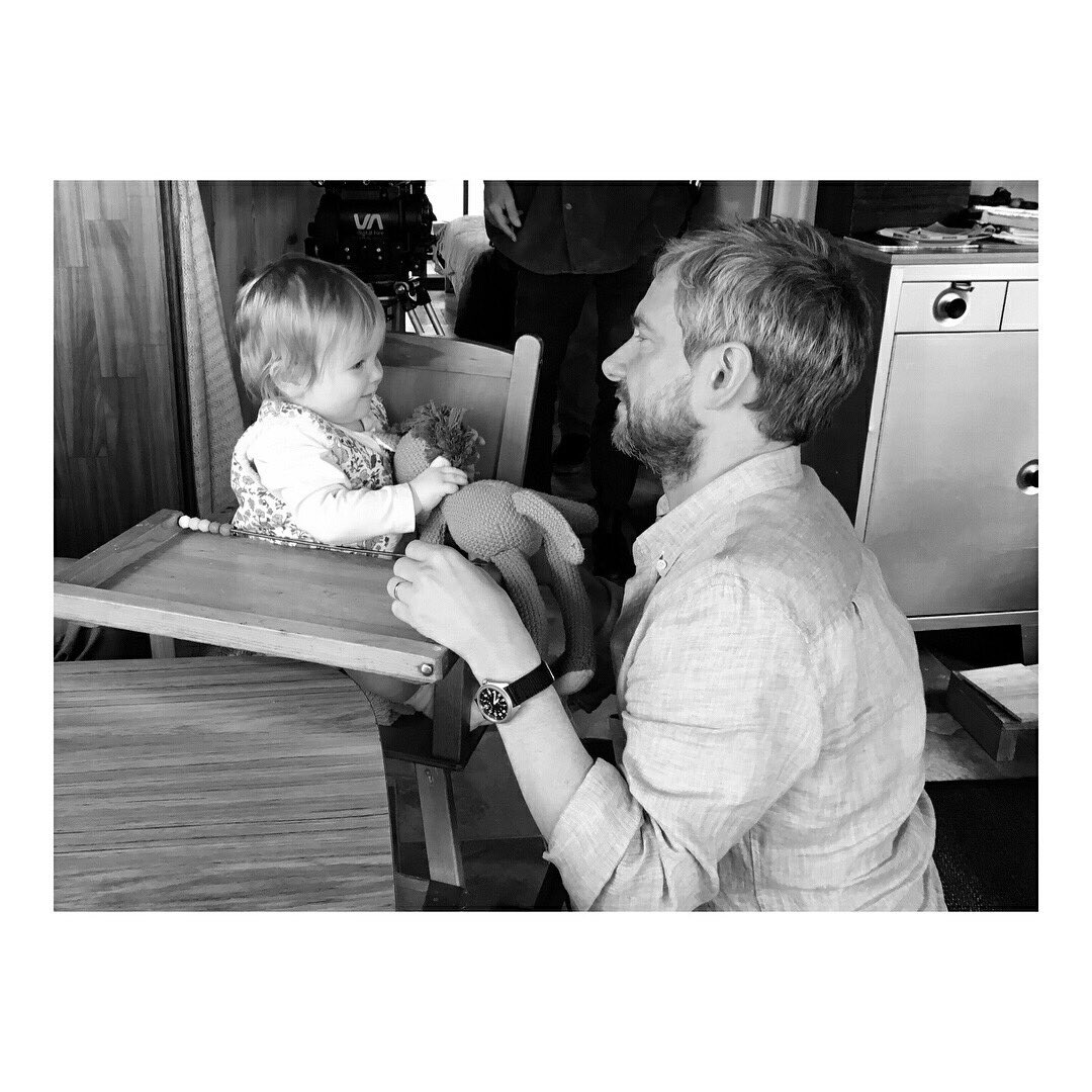 MartinFreemcn's tweet photo. Behind the scenes of #CARGO. #MartinFreeman is so precious.. https://t.co/1rJeqlfIzW