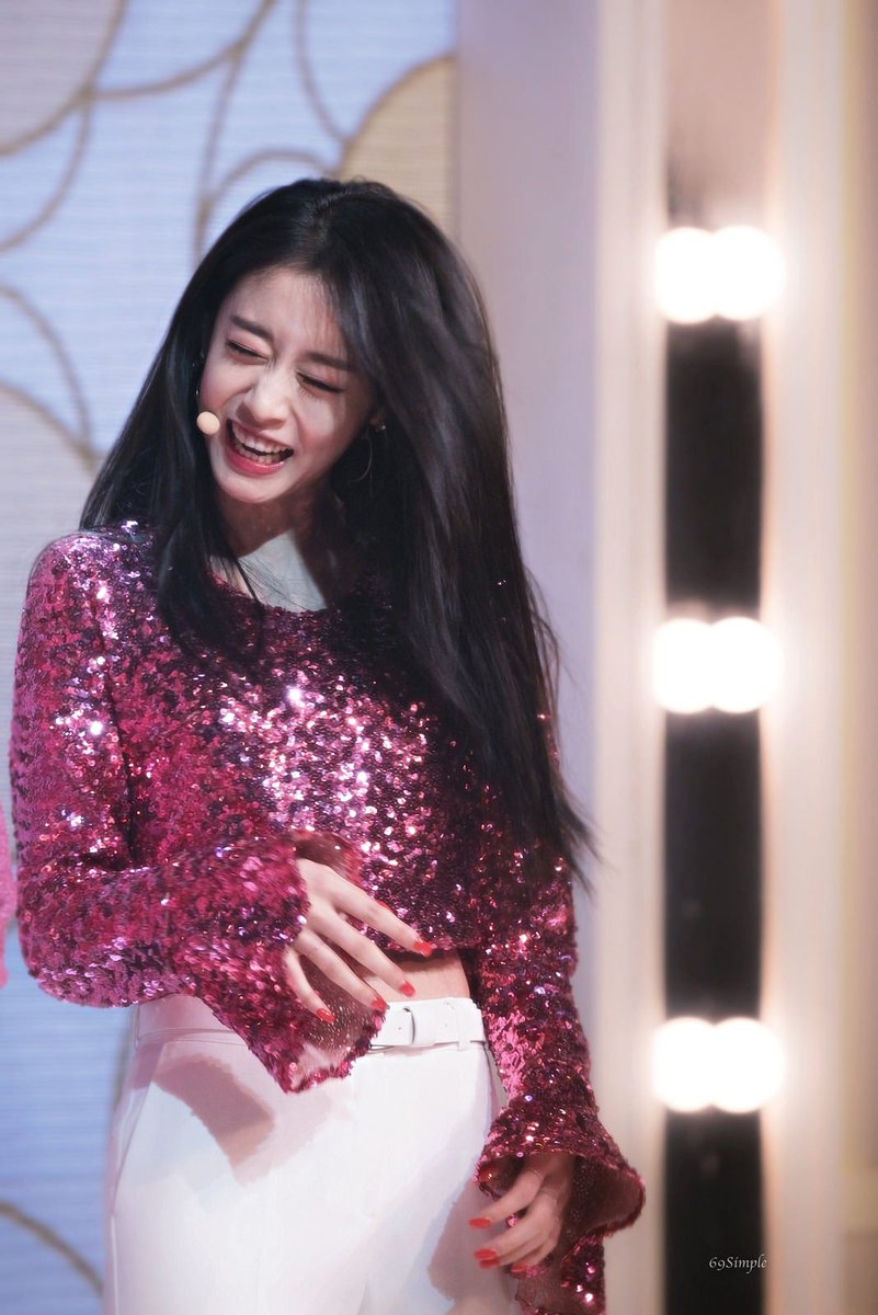 zeearazaq's tweet photo. Happy Birthday Jiyeon! You've grown up so much it's still surreal to me, but you'll always be the sweetest child I want to carry in my arms. I love you~ @pjy1234 #HAPPYJINGDAY https://t.co/YDRNW5gzok