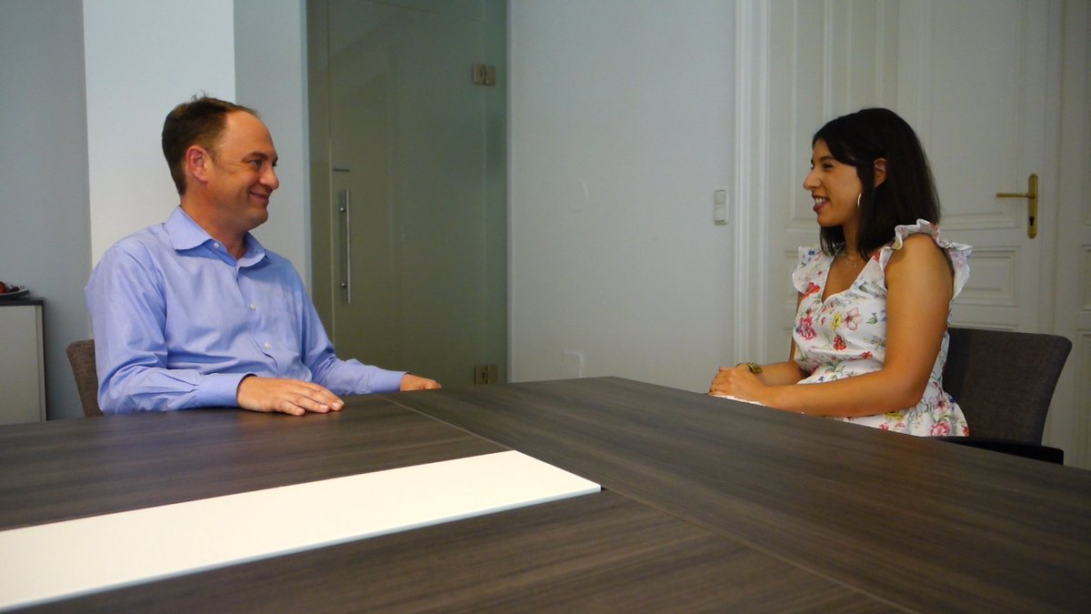 LeilaBendi's tweet photo. Guess who was lucky enough to interview @JyShapiro, research director at the @ecfr on the state of transatlantic relations in the Trump era? In the meantime, don't forget to check out our first episode on the crisis in Slovakia: https://t.co/QynUKtem1v https://t.co/F6p7nfIbNE