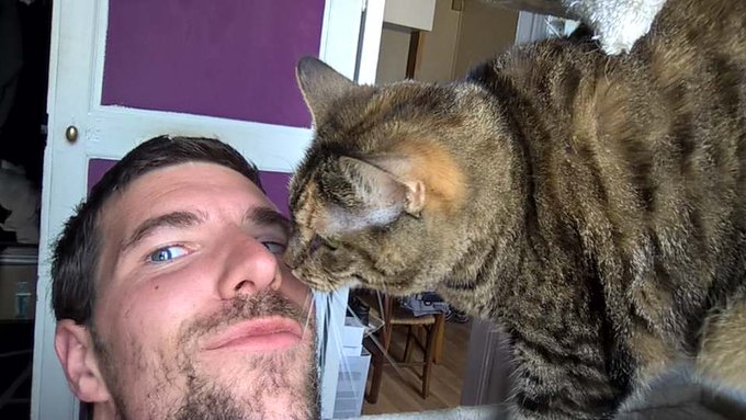 #parcequonaimenosanimaux Oui j'aime ma #Tigresse &ccedil;a vous pose un probl&egrave;me vous qui n'aimez pas les #animaux<a href="/tag/parcequonaimenosanimaux"class="tags">#parcequonaimenosanimaux</a><a href="/tag/tigresse"class="tags">#Tigresse</a><a href="/tag/animaux"class="tags"><span>#animaux</span></a>