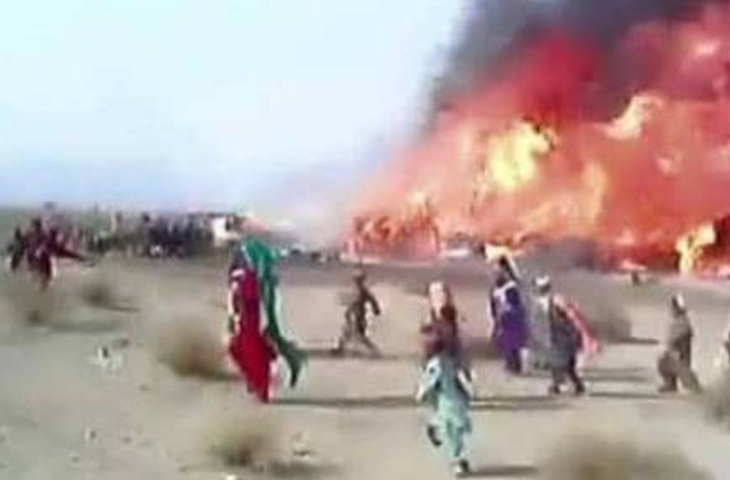 MasterKamalBal1's tweet photo. At this picture all of them are baloch women and children.  am I right #un and other human lover organization? #SaveBalochWomen https://t.co/jxFghO05Gy