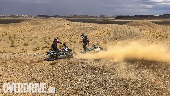 odmag's tweet photo. "Visibility was really low as the desert erupted in a sand storm. It took me a bit to find my tent or at least what was left of it...." Read Day 7 update at the #BMW #GSTrophy2018 here https://t.co/eo75E3IJU8
.
.
#Mongolia #GSSpirit #ODMAGinMongolia #MakeLifeARide https://t.co/5LgDFwtcZf