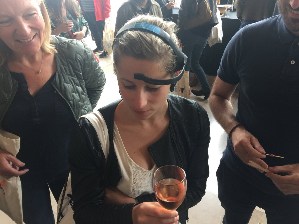 Épicurisme 3.0 : plaisir et quête de sens. Neurokiff a fait sensation au Food Morning organisé par <a href="/CB_News/">CB News</a> et <a href="/dentsuaegisFR/">Dentsu_France</a> au studio 104 de la maison de la radio - Paris ! #foodmorning18