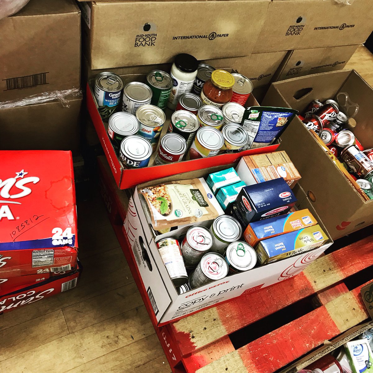 A big thank you to all of our residents who donated food to The Pantry! It was a success!! #DomainGivesBack #LiveDomain #DomainDoesItBetter