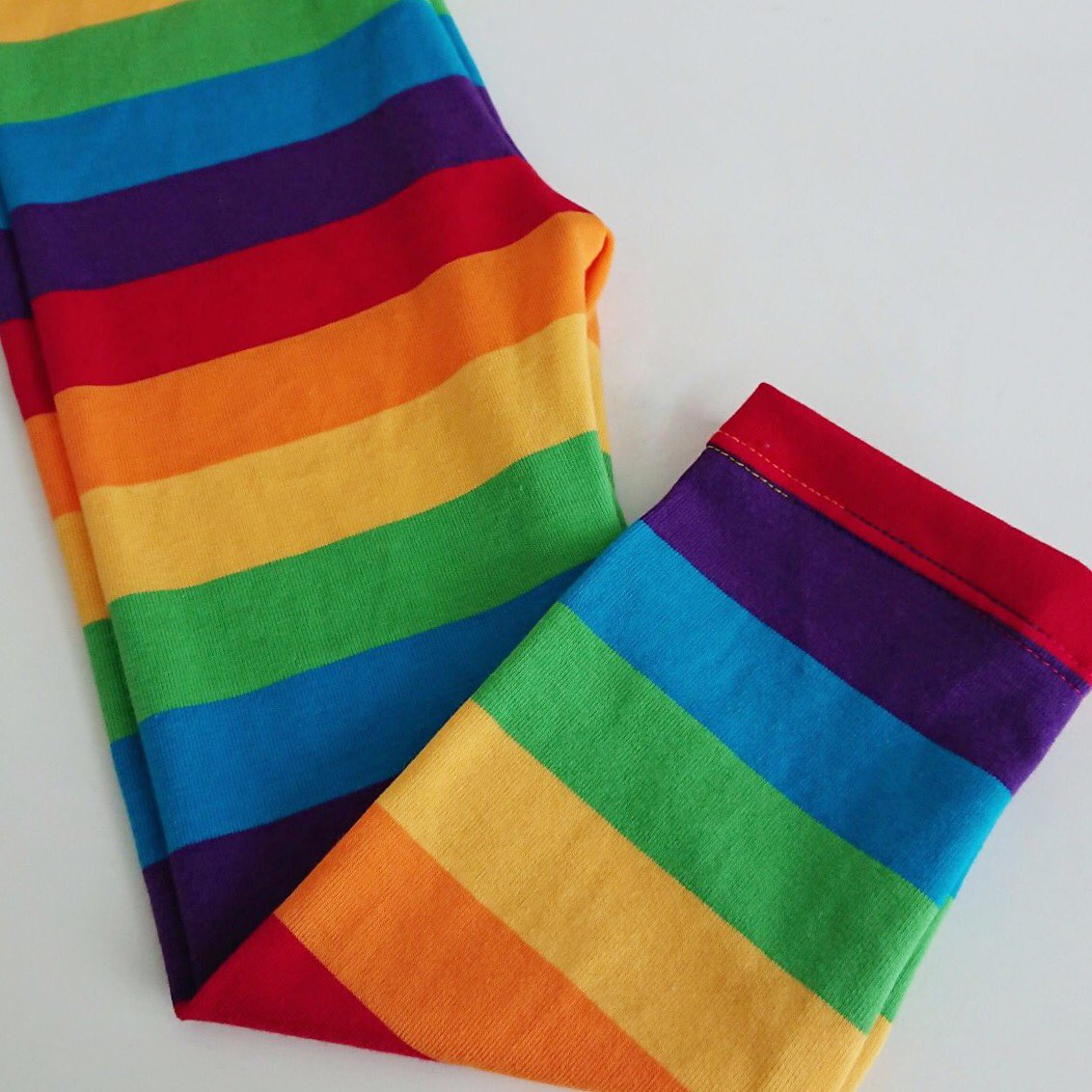 TildyandThomas's tweet photo. Rainbow Leggings 🌈🌈🌈

#rainbow #stripes #kidsfashion https://t.co/RQB6qkbc2f