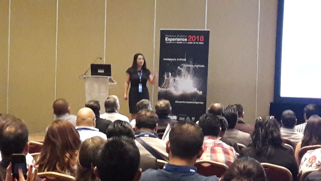 cala_analytics1's tweet photo. Ana María Ramírez de INFÓRMESE comparte con los asistentes del #PAExperience18 las técnicas para la prevención analítica del fraude y la corrupción. https://t.co/aQ5PPFxkpZ