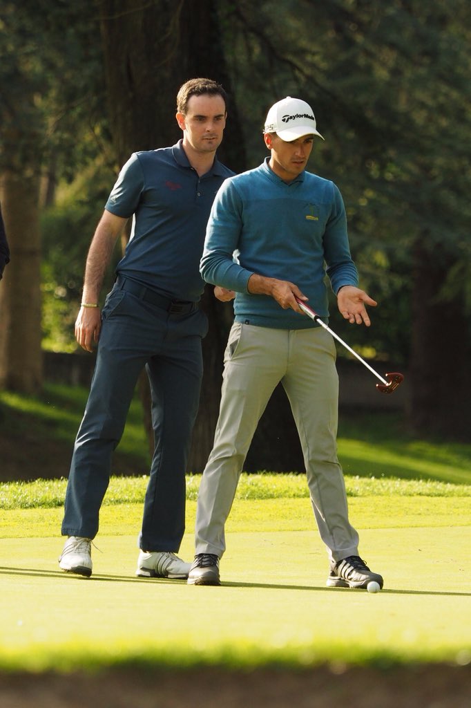 corradestefani's tweet photo. Quando Andrea #Grasso l'avrebbe giocata una spanna a sinistra e io 4 dita a destra. Tutto chiaro, no?ππ€π±πππ»ββ #tb #golflife #doubts #golf #strangefaces https://t.co/lCFcgEE9nr