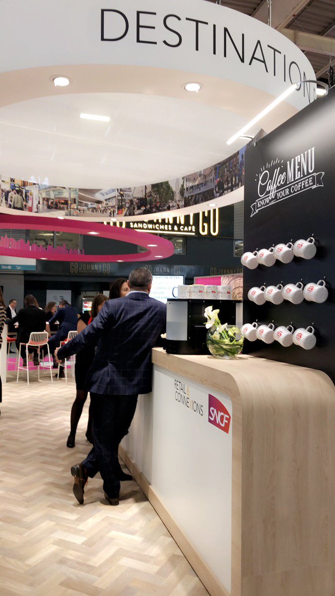 ConnectGares's tweet photo. Quelle place pour les commerces en gare ? Venez rencontrer SNCF #Retail & Connexions au #SIEC18 stand D4-E3 au pavillon 4 cc @siec_online #TravelRetail https://t.co/2BKQxNv3Il