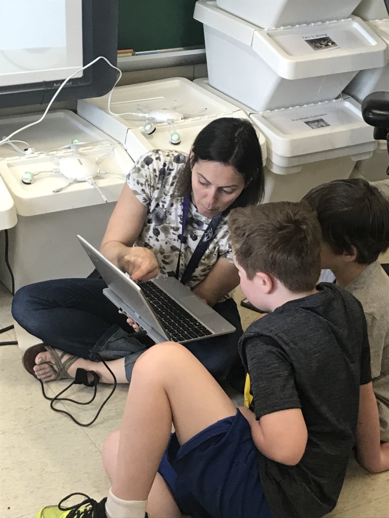 Rachael Myers tweet media