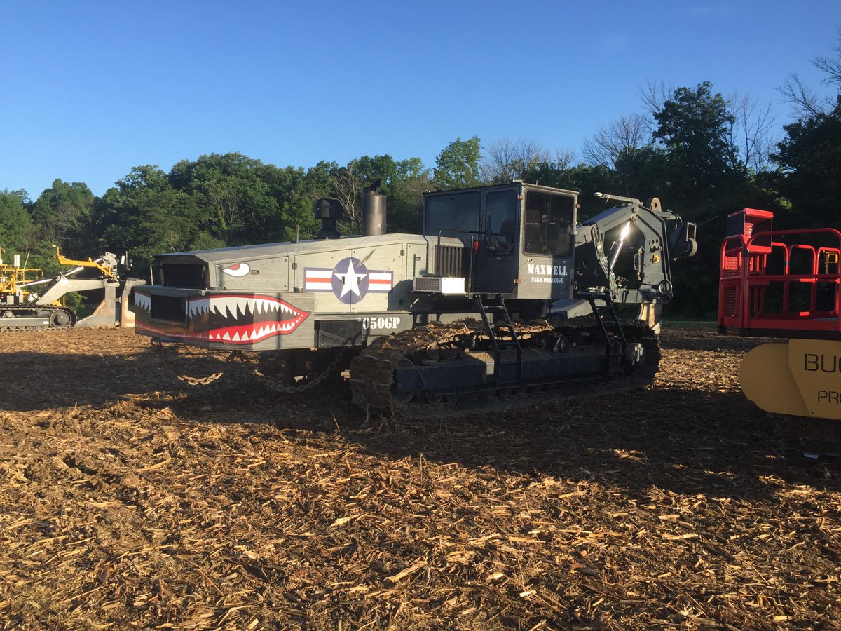 SPIPipe's tweet photo. Great turn out at the Davis Purdue Ag Center Field Day.
#tile18 #drainage #springfieldplastics #spitile #inlica #springfieldplasticsinc
#indianalica https://t.co/Xnr3yWZnQe