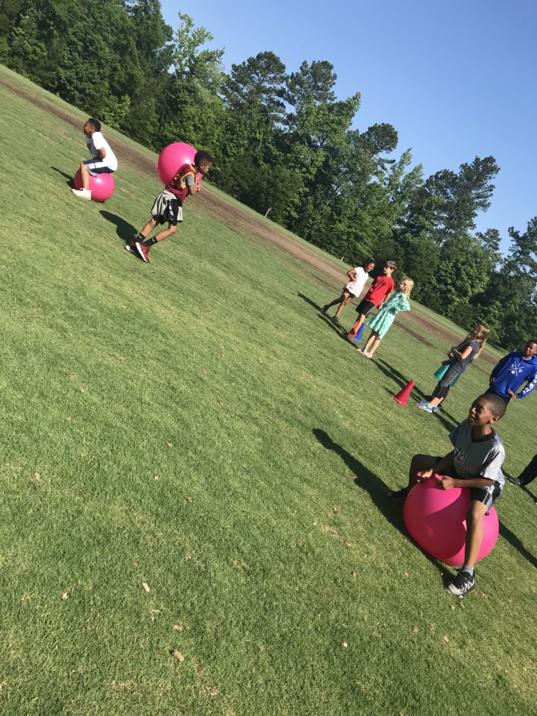 goughsclass's tweet photo. Amazing end of year celebration with amazing kids!! #3rdgradefun #wearebriercreek https://t.co/KSGWaLRhTh
