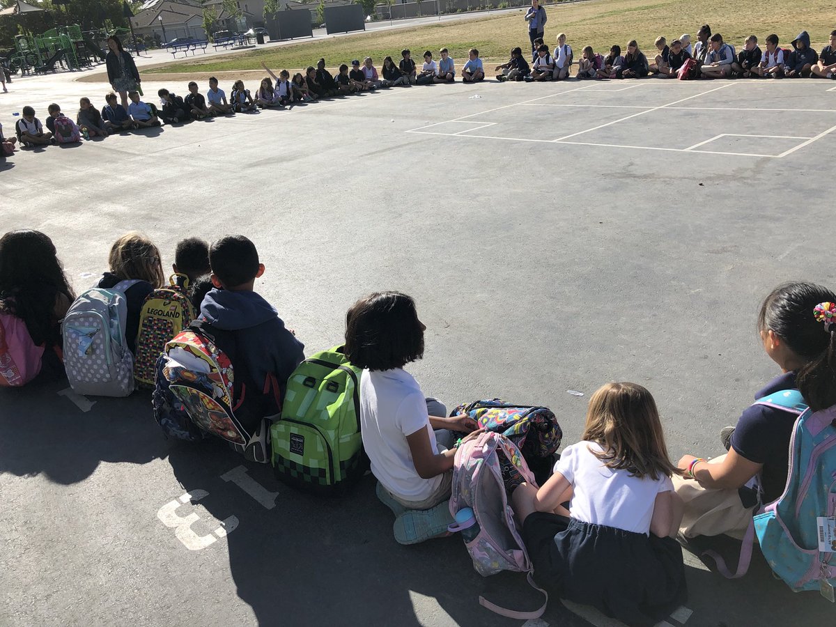 jpromorgan's tweet photo. Grade level morning meeting: it’s a good thing. #supersecondgrade #ResponsiveClassroom #morningmeeting #WestlakeCharter #BetterTogether #secondgradesquad @dsimental1 @amandafurden @debwilson1011 @mrs_a_teacher https://t.co/RjhfVuMRSh